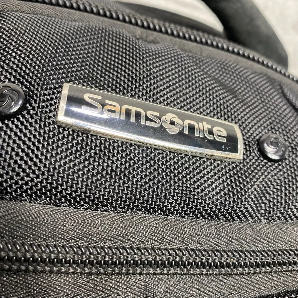 Samsonite Tectonic Nutech 17